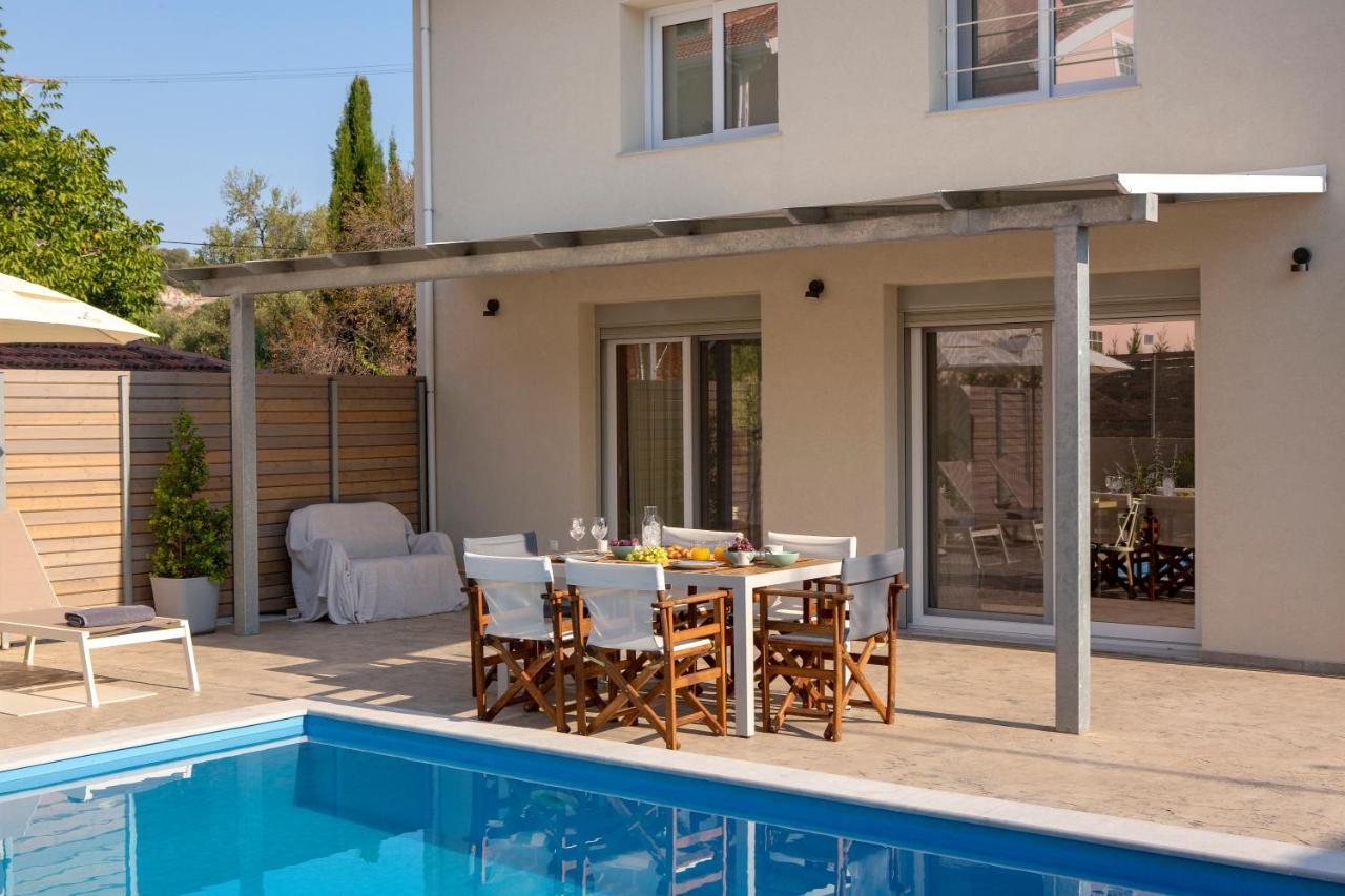 Grappolo Lefkada Villas - Vilana Ideal For Families And Small Groups Apolpaina Exteriör bild