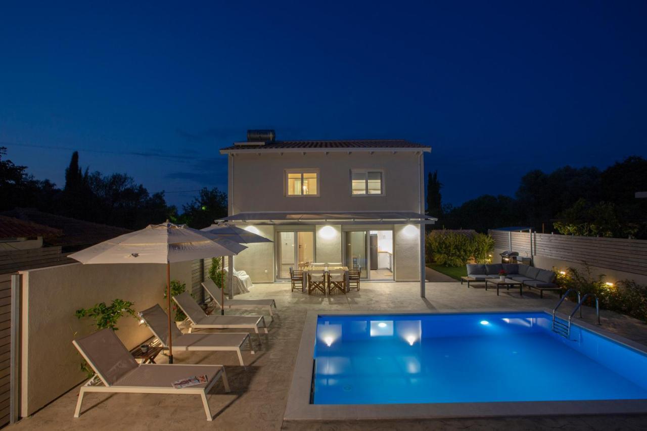 Grappolo Lefkada Villas - Vilana Ideal For Families And Small Groups Apolpaina Exteriör bild